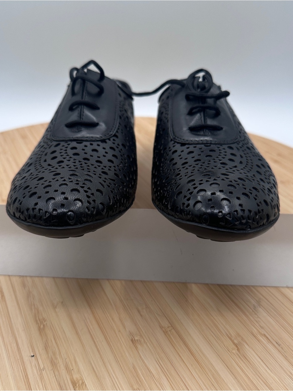 New in box - Vintage Sesto Meucci - Betka laser cut leather sneaker - size 8 - Picture 5 of 11